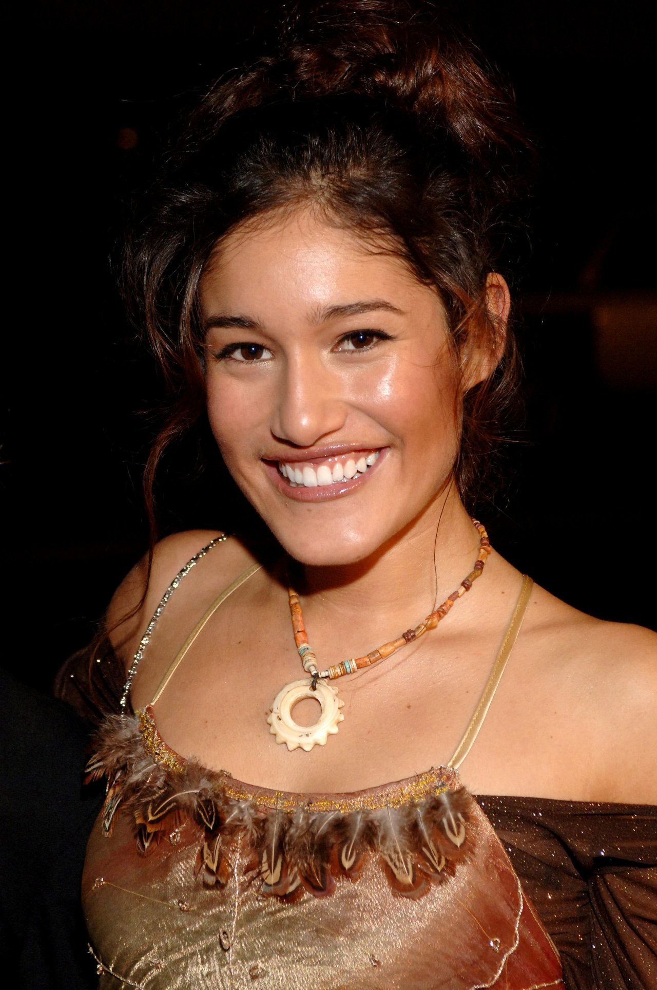 Q orianka kilcher lips