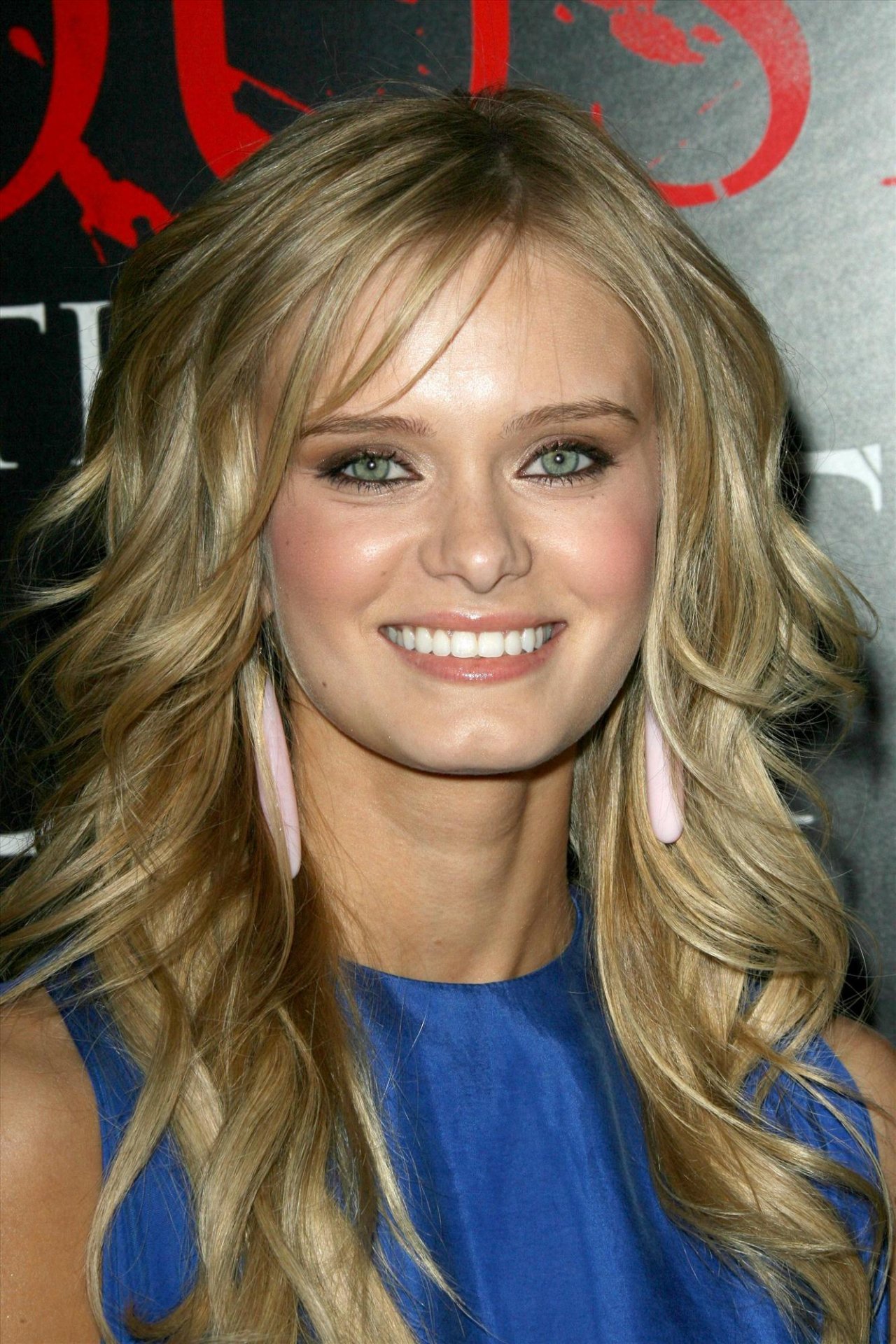 Sara Paxton